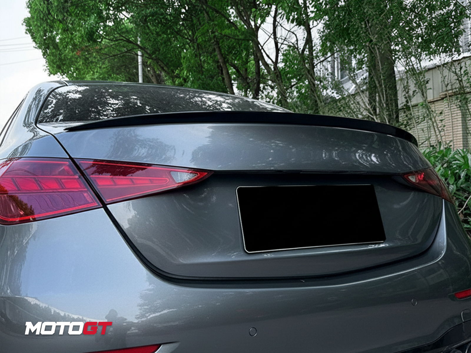 جناح خلفي أسود من الفئة C — 4